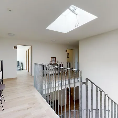 Furnished Studio #002 - Swiss Apartment *
